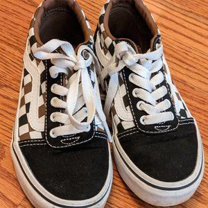 Vans low top checked sneakers